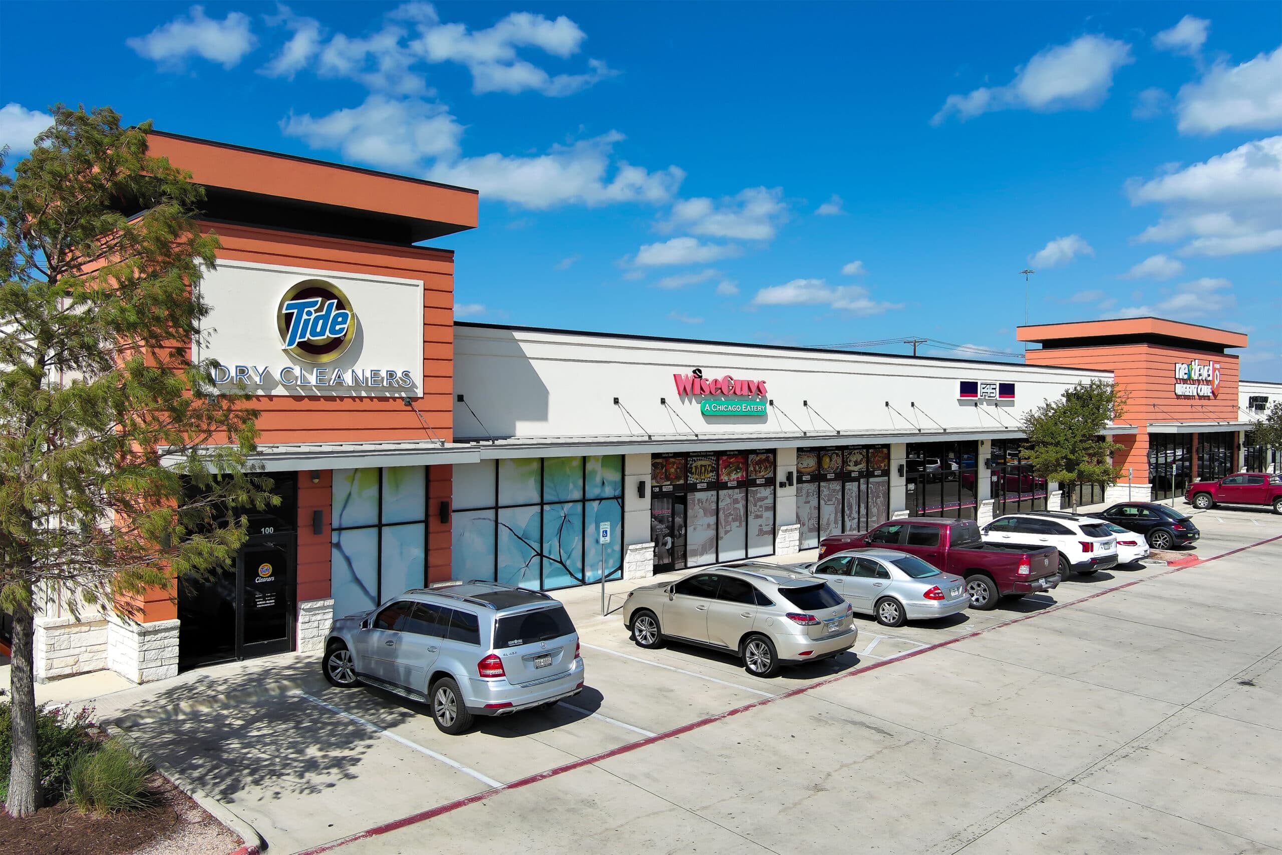SRS Real Estate Partners Sells The Shops at Greenlawn in Round Rock Amid Strong Investor Demand