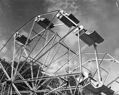 Rediscovering A. Aubrey Bodine's 'The Winter Sports Move South (1937)'