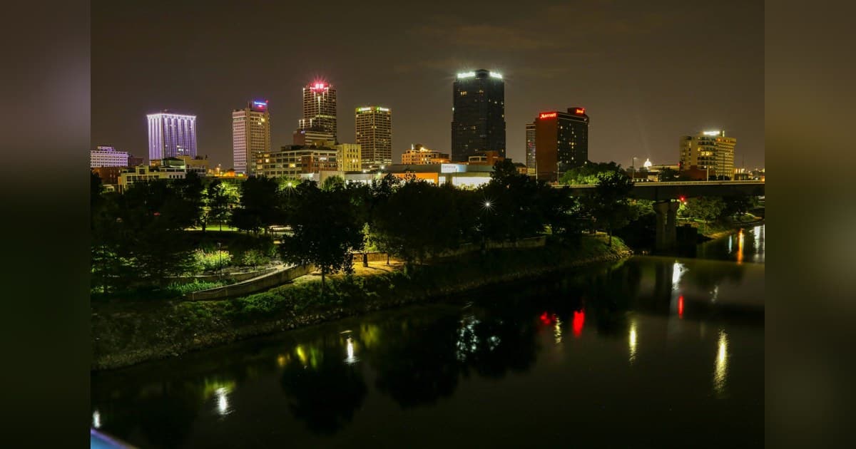 Why Little Rock, Arkansas Real Estate Moves Like a Heartbeat While Coastal Markets Swing Like a Pendulum