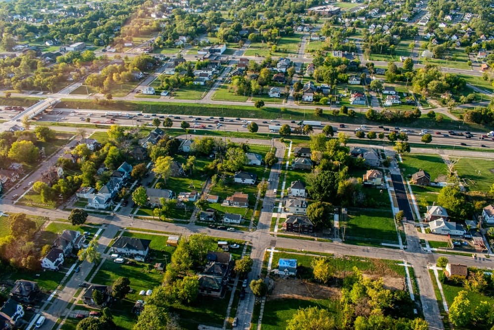 Selling a Home Under Pressure? A Detroit Broker’s Advice for Protecting Your Equity
