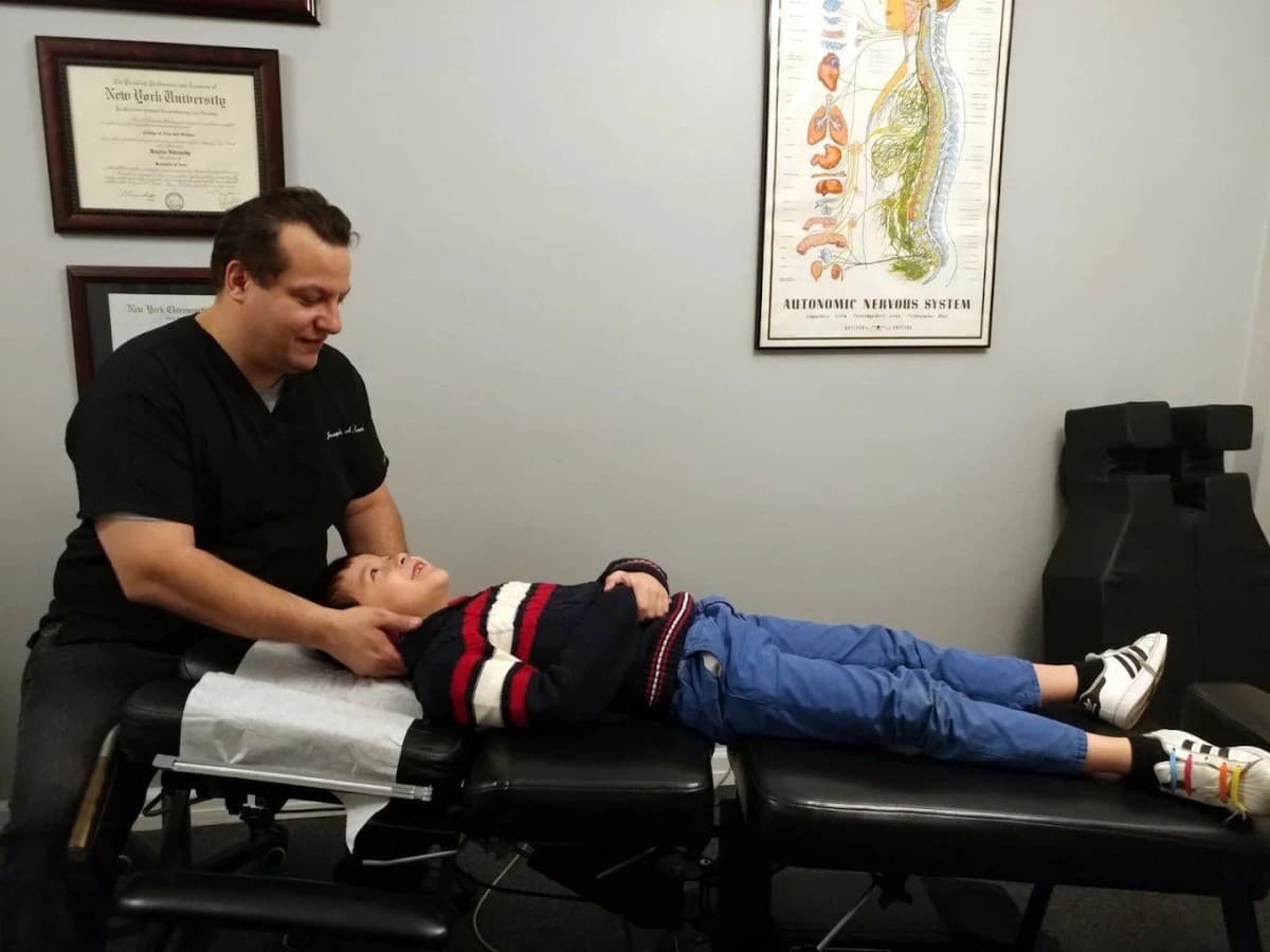 Cucci Chiropractic Celebrates 25 Years, Expands Accessibility with Spanish-Language Intake Forms