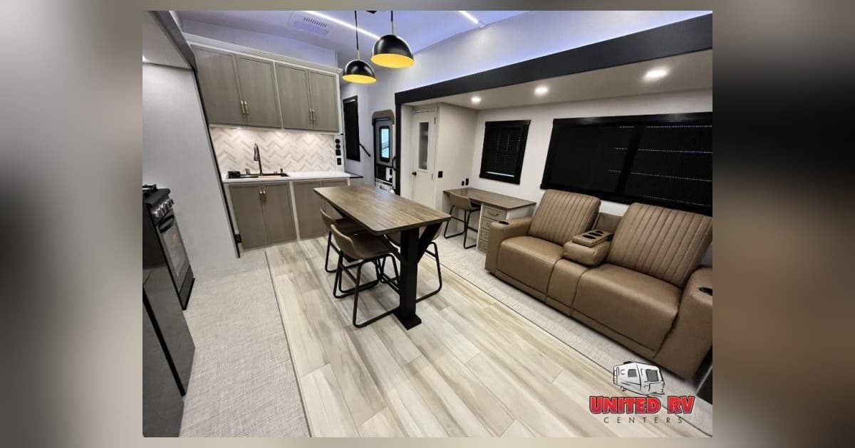 United RV Showcases Entegra Vision XL Motorhomes and Used Campers in Georgia
