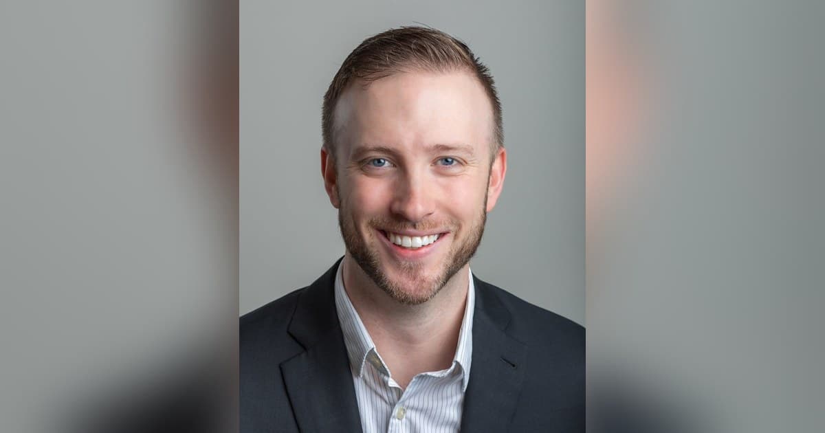 Dr. Cody Rodewald Named 2026 Palmer College 10-Under-10 Award Winner